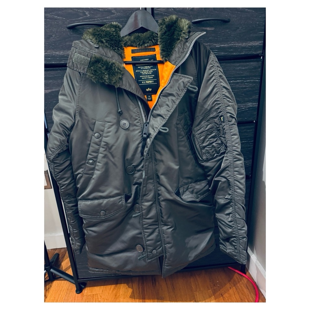 (XS) Alpha Industries Men’s Slim Fit N-3b Parka in Charcoal Gray